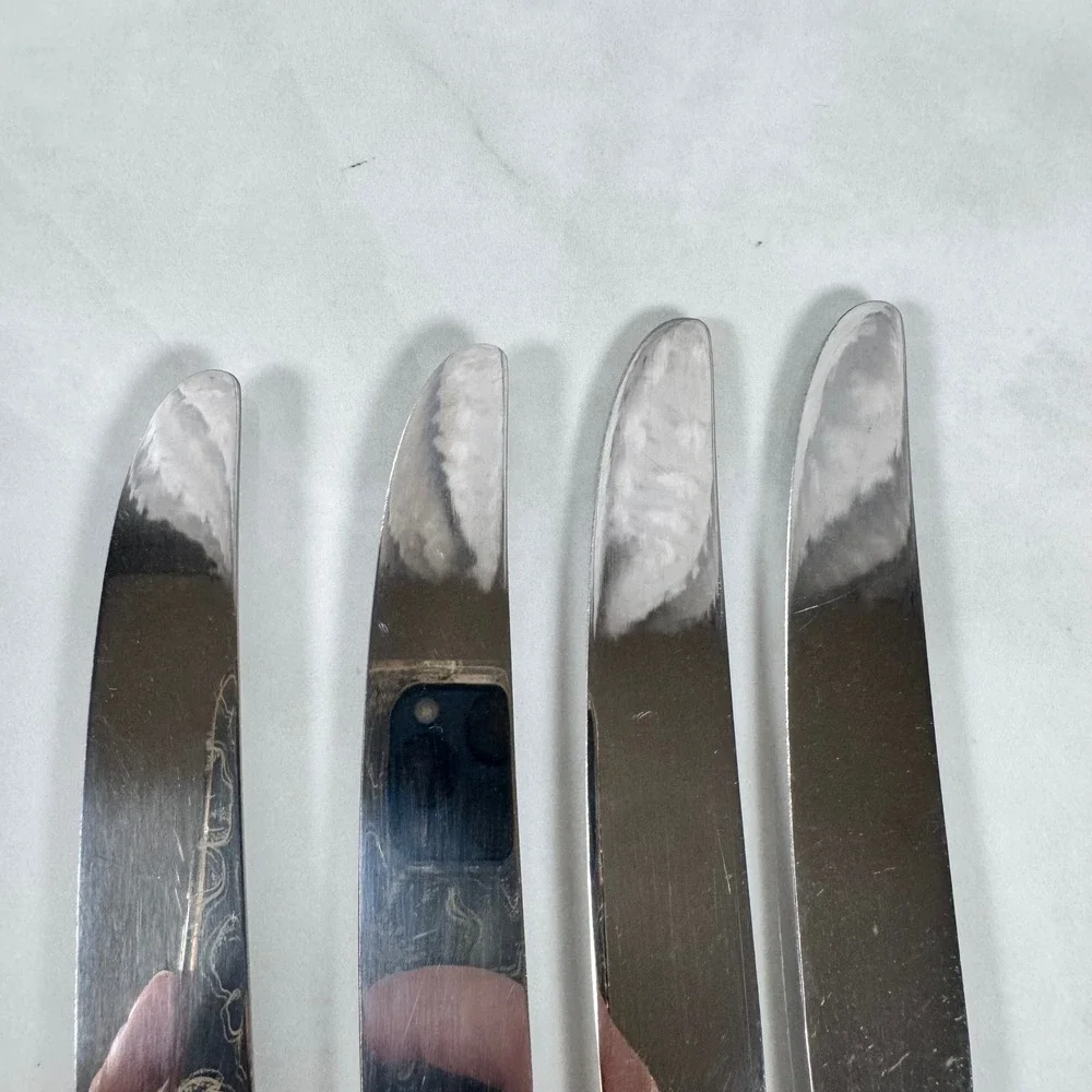 Set of 4 Oneida Simeon L & George H Rogers Silver Plated Dinner‎ Knives Lot 2